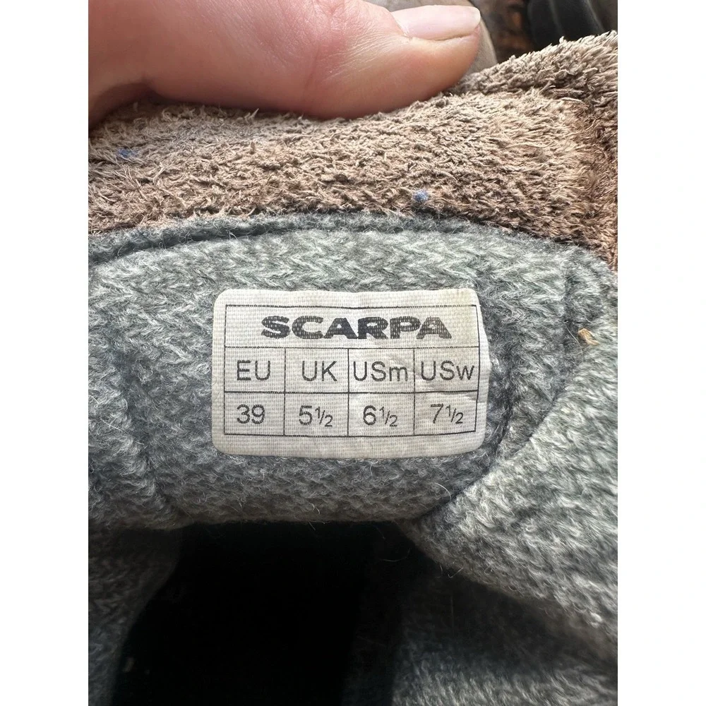 Vintage Leather Scarpa Unisex Boots